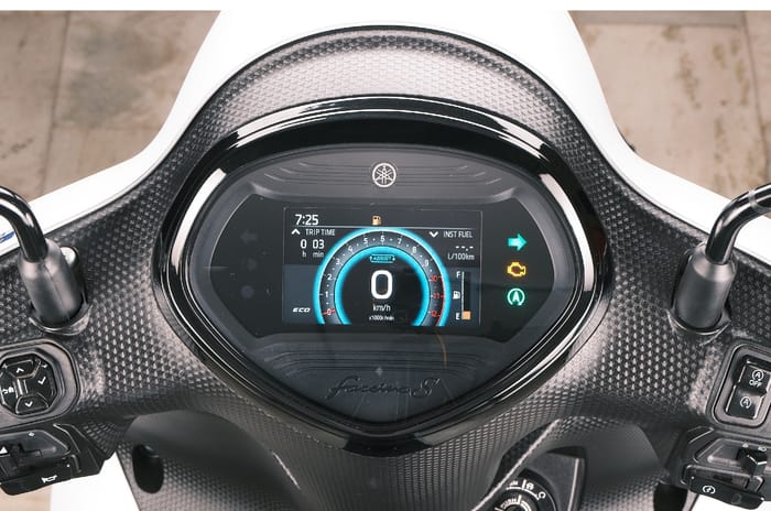 Updated Yamaha Ray ZR and Fascino launched